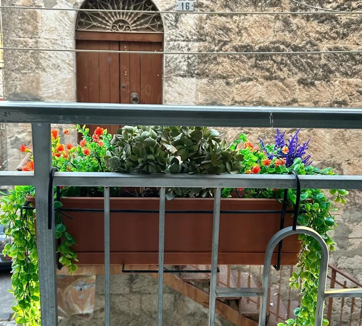 Mussomeli'S Beautiful House Apartment